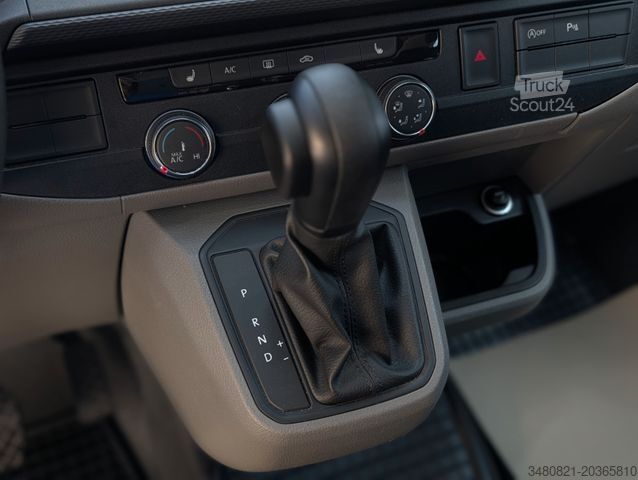 Minibus VOLKSWAGEN T6.1 9-Sitzer Kombi *AUTOMATIK* *LANG!* AHK NAVI