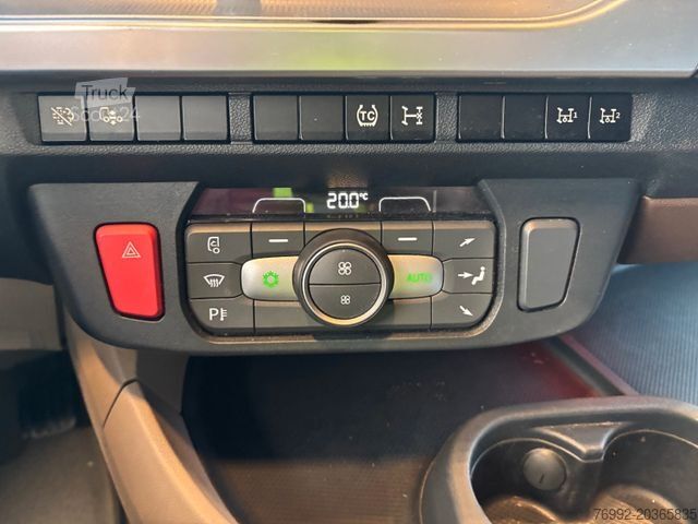Стандартный седельный тягач DAF XG+ 530 Retarder + PTO