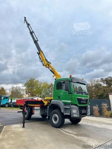 Кран-манипулятор на шасси грузовика MAN TGS 18.500 4x4 KRAN 15m FUNK AHK single bereift