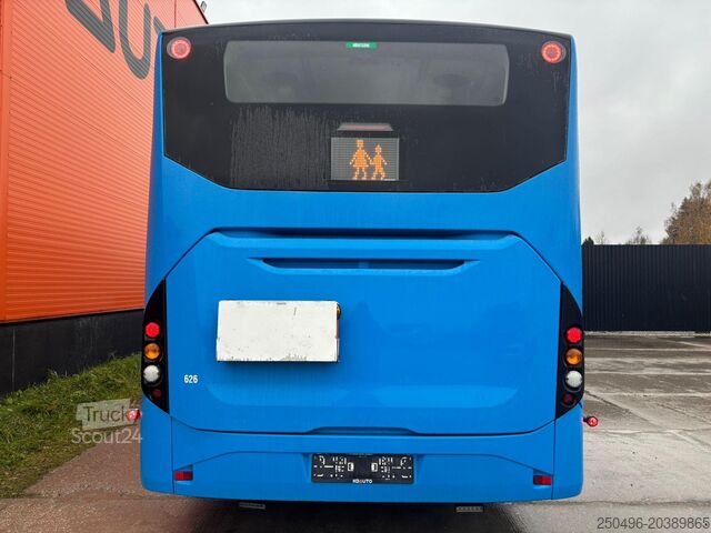 Міжміський автобус Volvo B8RLE 8900 4x2 45 SEATS / AC / AUXILIARY HEATER