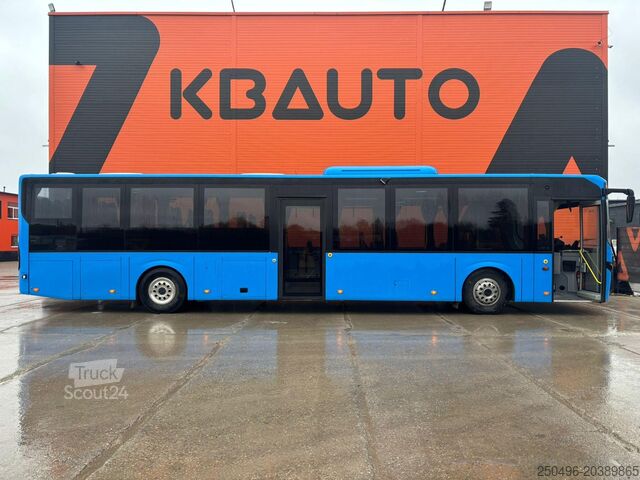 Міжміський автобус Volvo B8RLE 8900 4x2 45 SEATS / AC / AUXILIARY HEATER