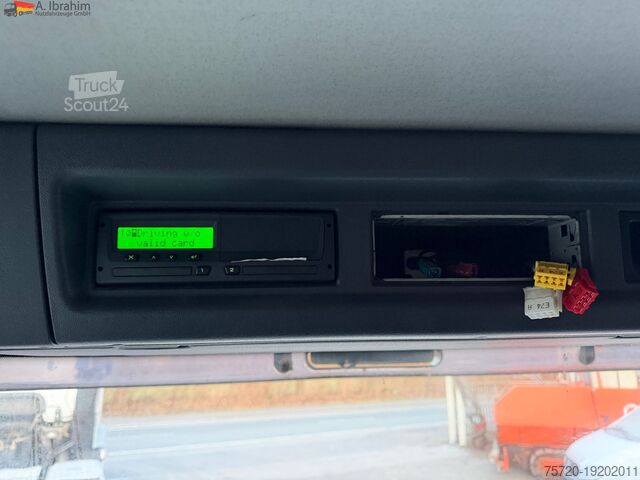 Kiepwagen Scania P 280 Edelstahlkipper für Tierabfälle 2 Kammern | MKG 45