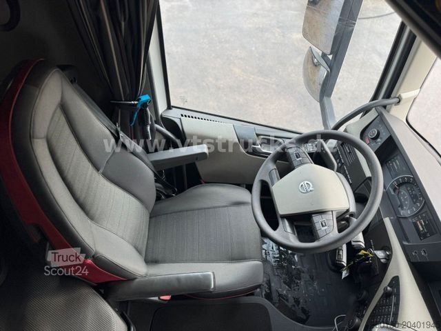 Ledusskapja kravas automašīna VOLVO FH 430 4x2 Schmitz Koffer Carrier Kühlung