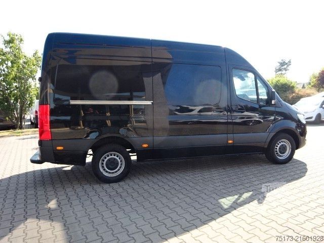 High top van MERCEDES-BENZ Sprinter III Kasten 319 CDI RWD