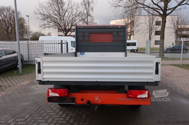 Pick-up van MERCEDES-BENZ Sprinter III Pritsche 211 CDI FWD L2/AHK/ Nr.128
