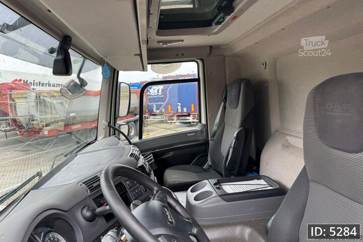 Suitcase DAF CF 290 Day Cab, Euro 6, / Tallift