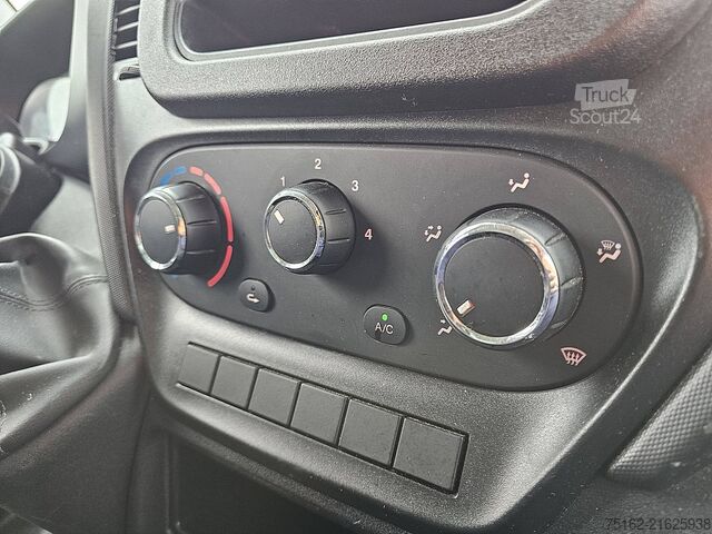 Reefer van IVECO DAILY 40C15 frigo 3.0 ltr EURO6