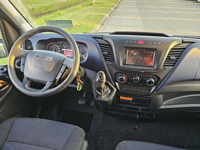 Suitcase IVECO DAILY 35C18 Bakwagen Laadklep