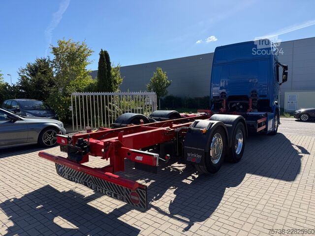 Šasija kamiona SCANIA R520 6X2*4 Fahrgestell V8/LENKACHSE/Retrader/Alu