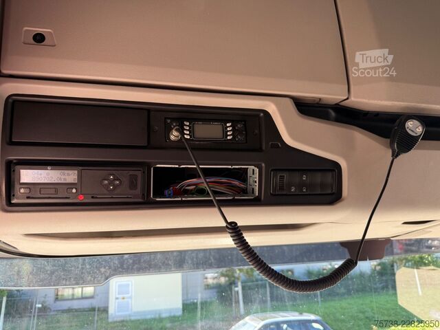 Šasija kamiona SCANIA R520 6X2*4 Fahrgestell V8/LENKACHSE/Retrader/Alu