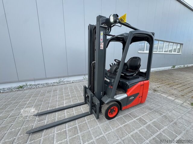 Elektrisch – 3 Räder Linde E12-386-02--EK + Ladegerät 3550