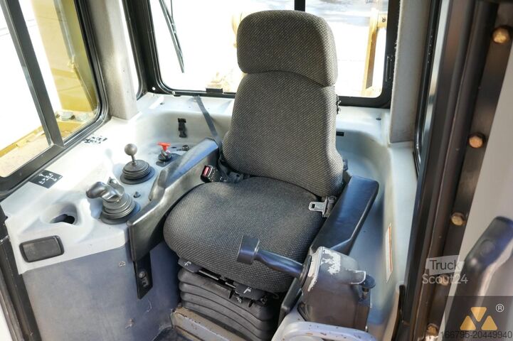 Spycharka Caterpillar D7R XR Series II