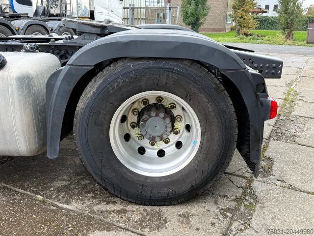 Štandardný ťahač MERCEDES-BENZ Actros 1851 4X2 Tractor-unit Retarder Standklima