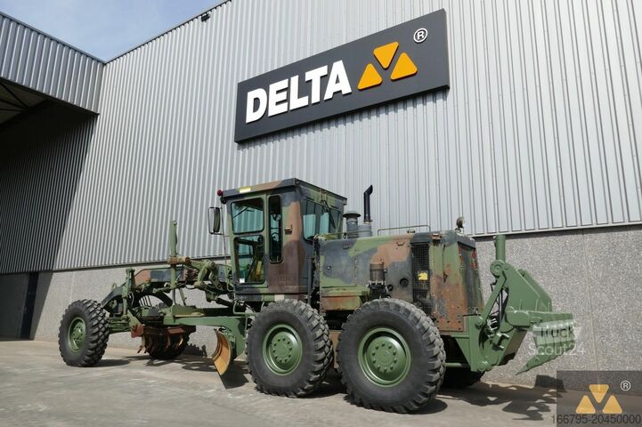 Niveladora Caterpillar 130G Ex-army