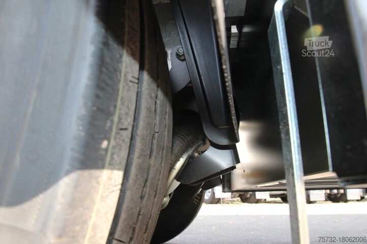 Semirimorchio SCHMITZ Thermo King Advancer A400 DS Strom Blumen