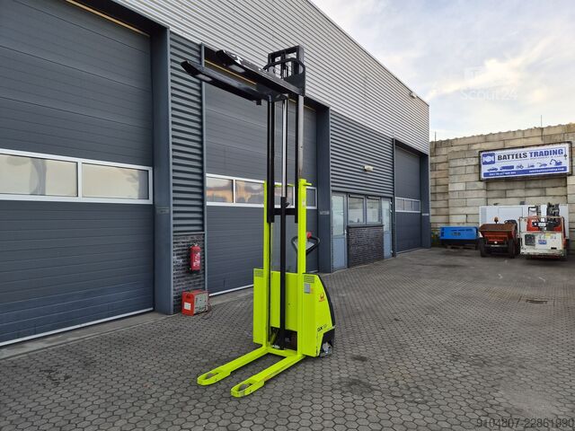 Jacobsen Nutzfahrzeuge GmbH Jacobsen Nutzfahrzeuge GmbH Jacobsen Nutzfahrzeuge GmbH