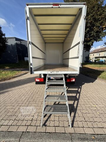 Fourgon tôlé VW CRAFTER 35 - 121 TKm - 1. Hand - EURO6