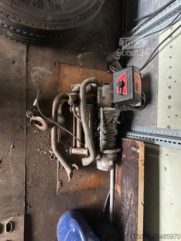 Reboque MAN 8.180 / Seilwinde / Rampen