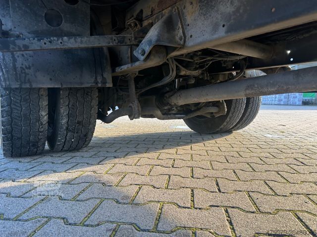 Pick-up bestelwagen MAN 8.180 / Schalter