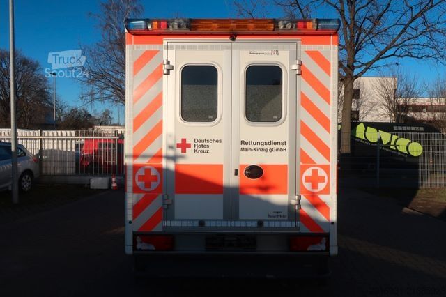 Itfaiye aracı MERCEDES-BENZ Sprinter II 316 CDI/RTW/Klima/Kamera/FN: A61