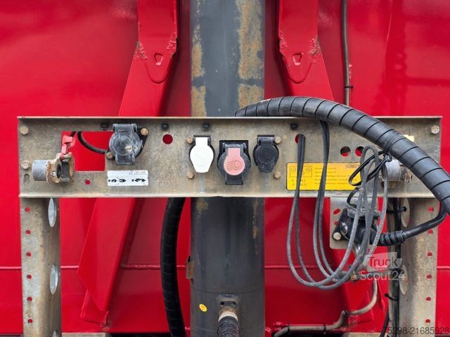 Kipper Auflieger SCHMITZ CARGOBULL SKI 24 SL 7.2 / Alu-Felgen / Liftachse