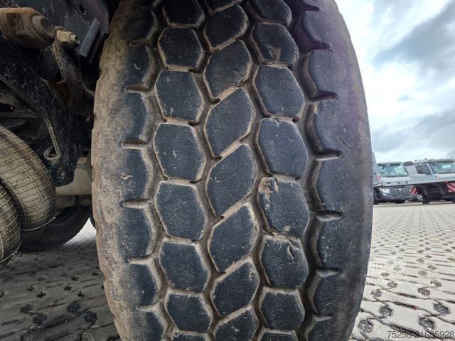 Kipper Auflieger SCHMITZ CARGOBULL SKI 24 SL 7.2 / Alu-Felgen / Liftachse