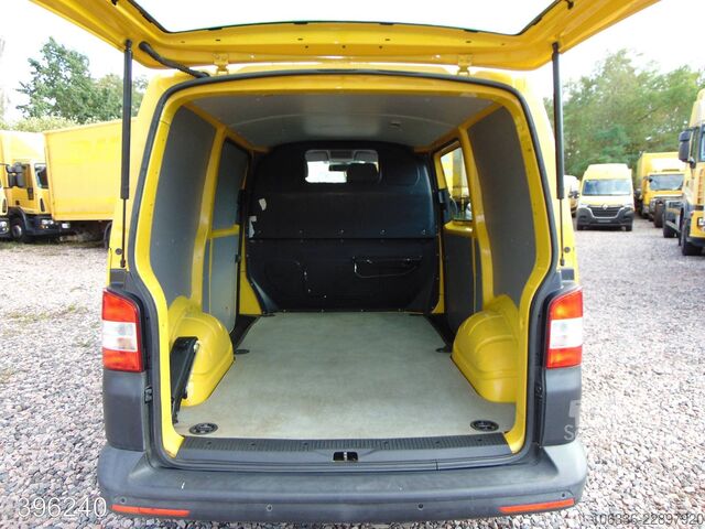 Dobozos furgon VW T5 TRANSPORTER 2.0 TDI 3Sitzer -2x Schiebetür-