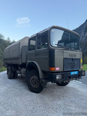 Вантажівка з платформою і тентом MAN 19.281 4X4 FAHRSCHULE 128000 KILOMETER ERSTER AT
