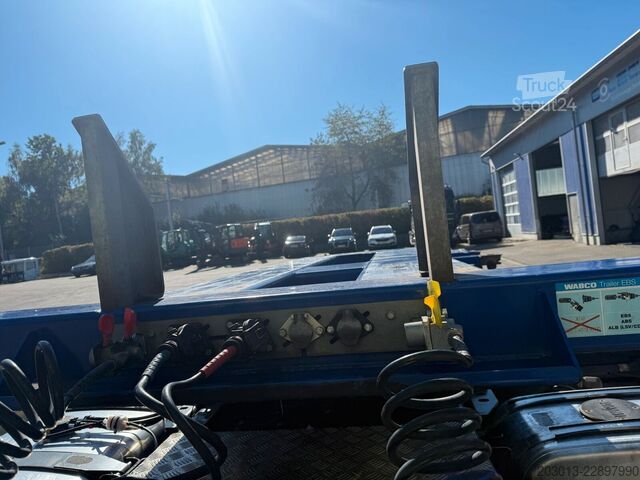 Semirimorchio a cassa mobile BROSHUIS MFCC-HD L2C8 Containerauflieger