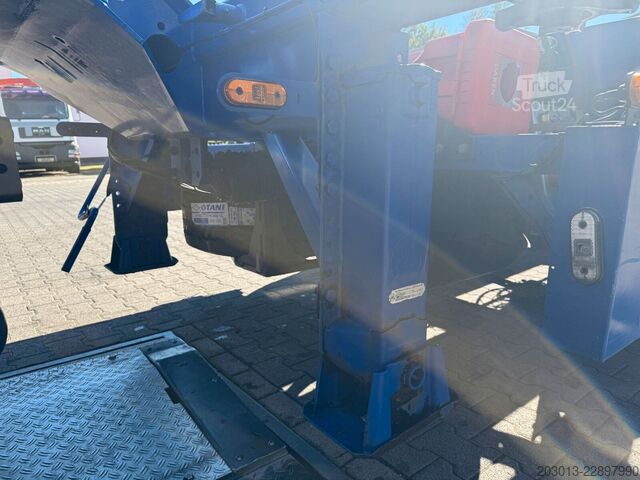 Semirimorchio a cassa mobile BROSHUIS MFCC-HD L2C8 Containerauflieger