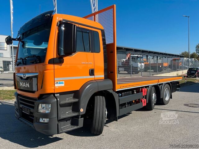 Erikoiskäyttöinen kuorma-auto MAN TGS 26.430/Pritsche6,10m/Lenkachse/ADR/NL16,4 to