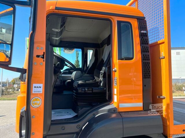 Kamion za specijalne namene MAN TGS 26.430/Pritsche6,10m/Lenkachse/ADR/NL16,4 to