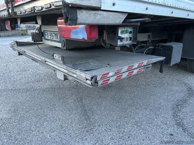 Camion basculant MAN TGS