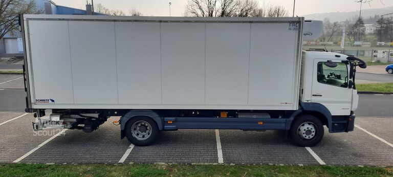 LKW mit Kühlkoffer Mercedes-Benz Atego 1524