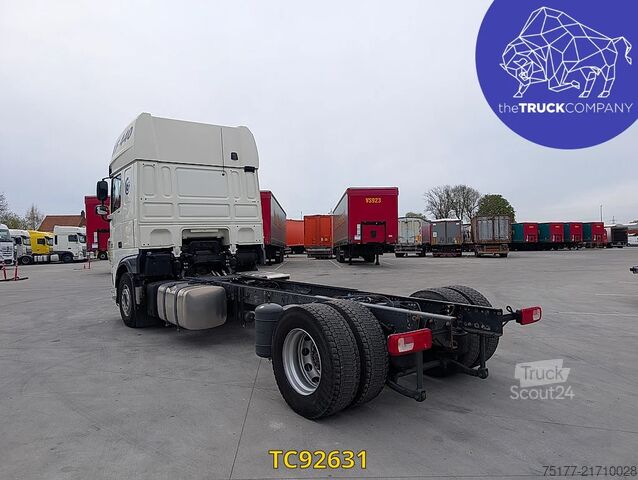 الهيكل مع كابينة السائق DAF XF 450