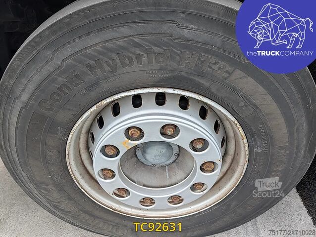 الهيكل مع كابينة السائق DAF XF 450