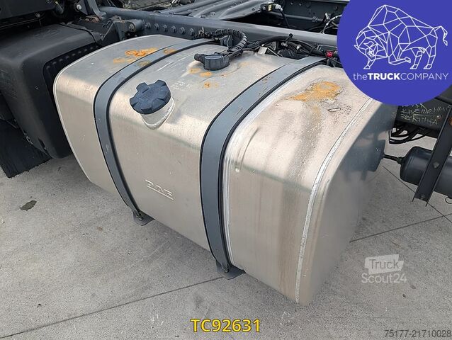 الهيكل مع كابينة السائق DAF XF 450