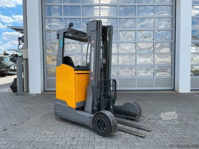 Reachtruck Jungheinrich ETV C16 / Triplex 5.72m / SS / nur 2.953h / 2016