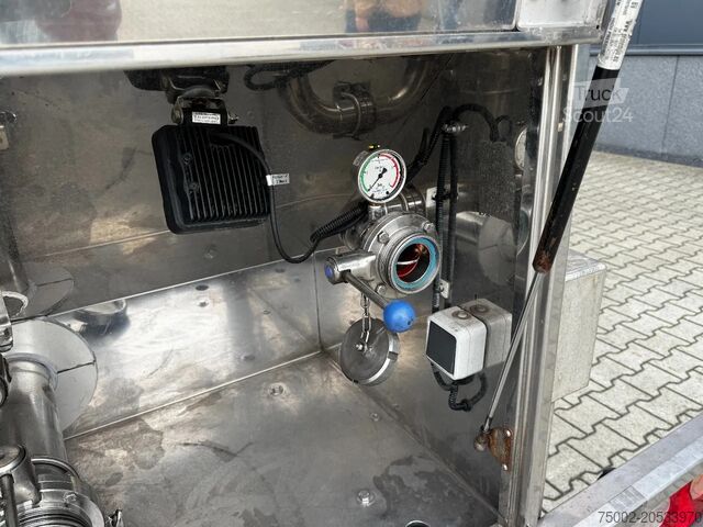 Cisterna de alimentos Van Hool LEVENSMIDDEL / RVS Rahmen / Leergewicht: 5.860k...