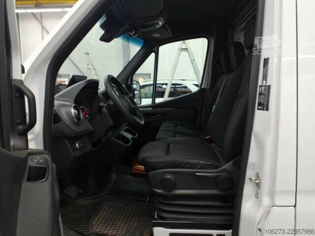 Furgão Mercedes-Benz Sprinter 317 CDI,L2H2,Automatik,Kamera,Navi