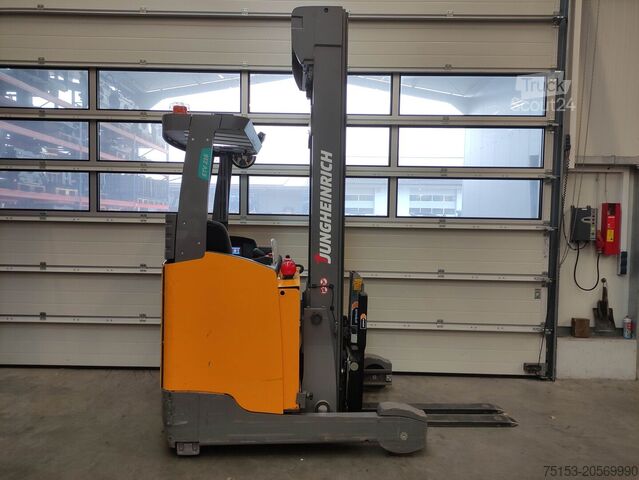 Schubmaststapler Jungheinrich ETV 216