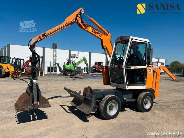 Minikoparka  BOKI 4551/Kiefer/Friedhofsbagger/4x4