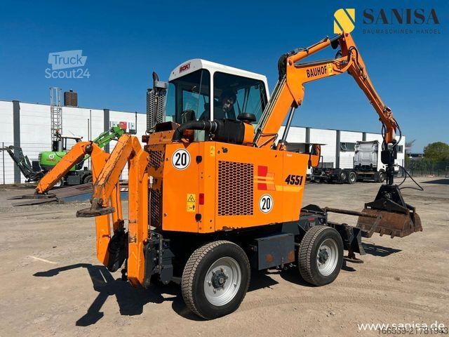 Minikoparka  BOKI 4551/Kiefer/Friedhofsbagger/4x4