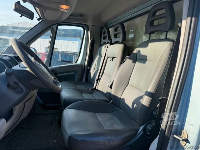 Transportador con plataforma y toldo FIAT Ducato 3,0 Liter 160 Power Pritsche + Plane AHK