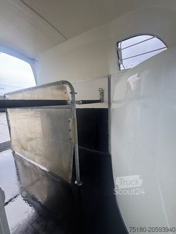 Remorque de transport de chevaux BÖCKMANN Duo 2 Pferdeanhänger  2t. Holz/Poly MSS-System