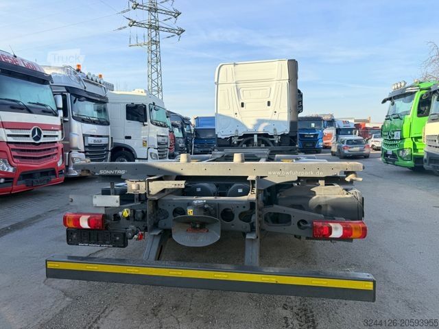 Wechselfahrgestell LKW MERCEDES-BENZ Actros2540/6x2/92TKM/Fahrschule/(kein2542-2545)