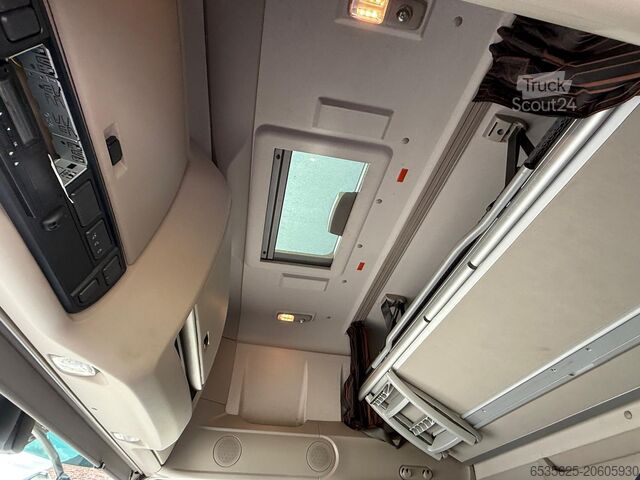 Değiştirilebilir üst yapılı araç DAF XF 480