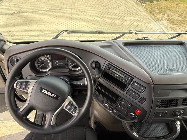 Değiştirilebilir üst yapılı araç DAF XF 480