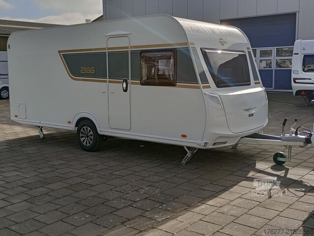 Caravana de turismo Burstner B66  465 TS