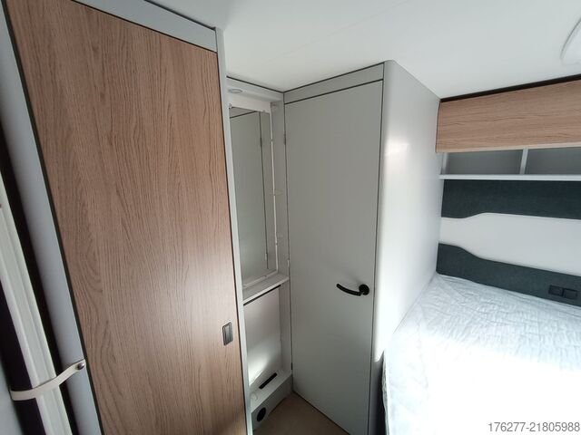 Caravana de turismo Burstner B66  465 TS